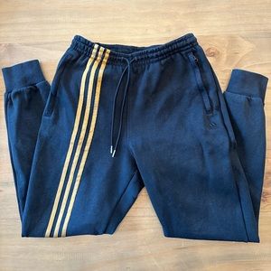 IVY PARK Drip 2.2 Black 3 stripes jogger pants - gender neutral size 2XS.